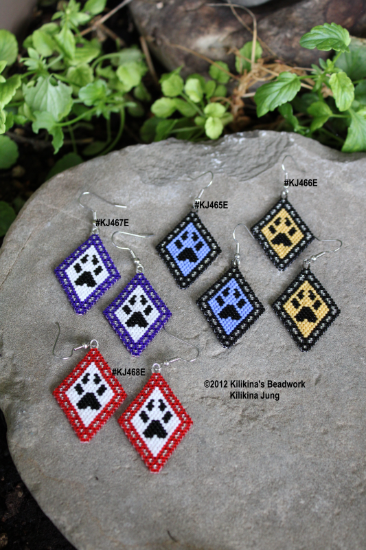 Wolf Paw Print Earrings - Beaded Wolf Paw Earrings - Native American Style Beaded Wolf Paw Print - Made by Kilikina