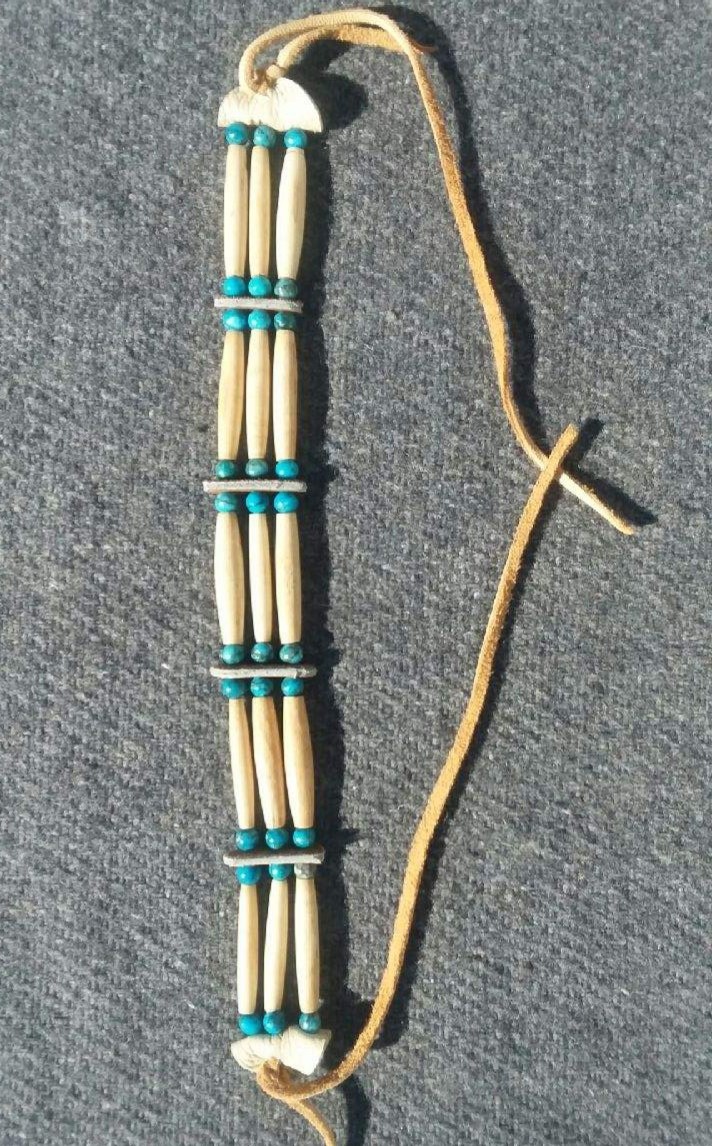 Bone hairpipe choker necklace