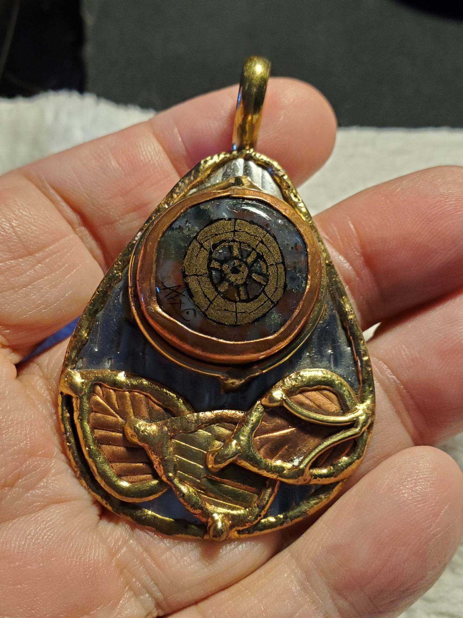 Wheel Pendant