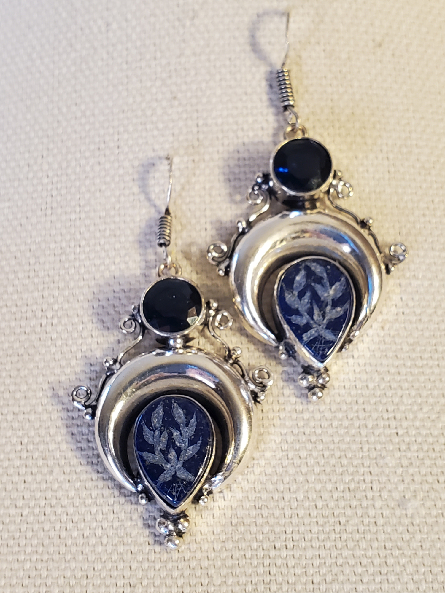 Laurel Intaglio Lapis Lazuli Earring Set