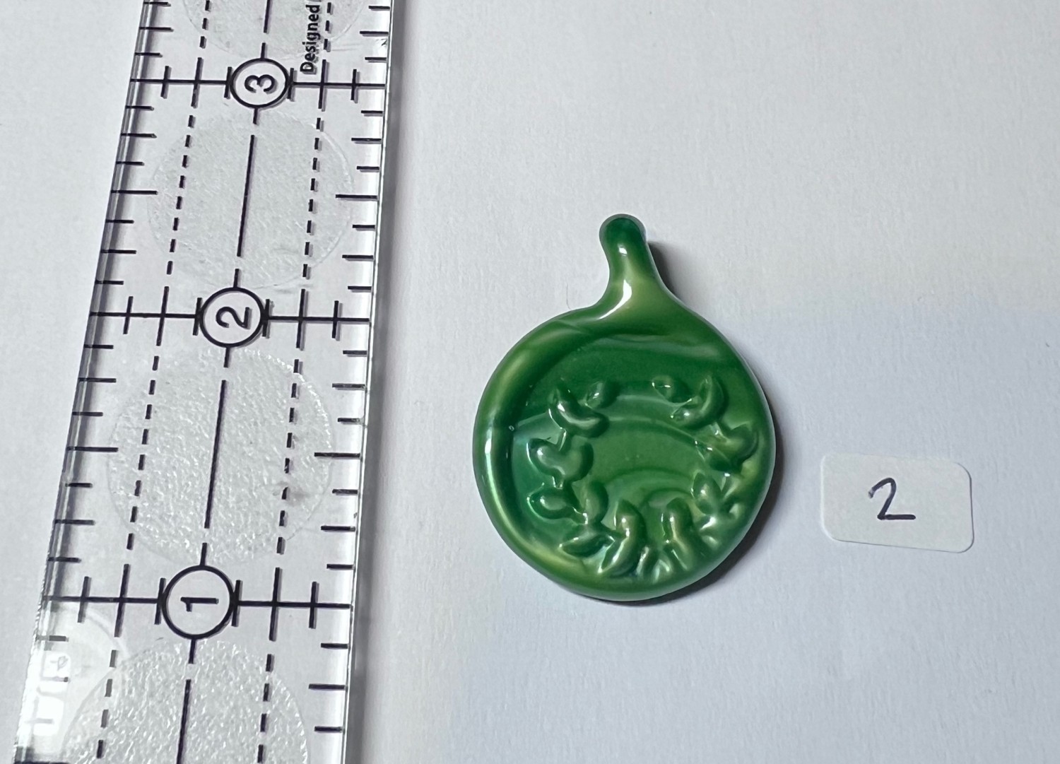 Glass Laurel Pendant