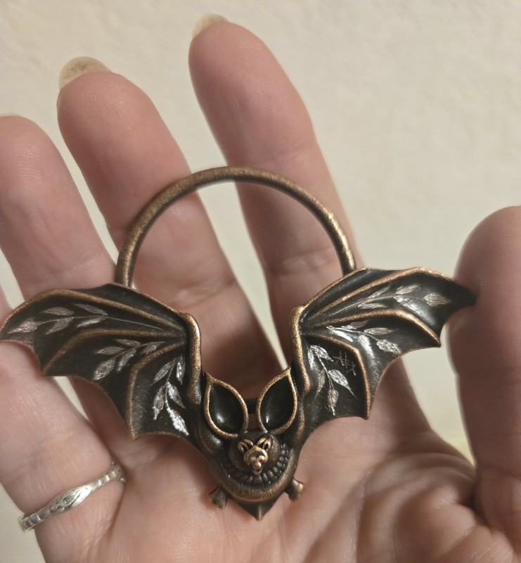 Batty Laurel Bat Bronze