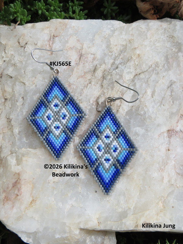 Native American Style Beaded Earrings - Native Diamond Print Style Beaded Earrings - Geometric Abstract Beaded Earrings - Made by Kilikina