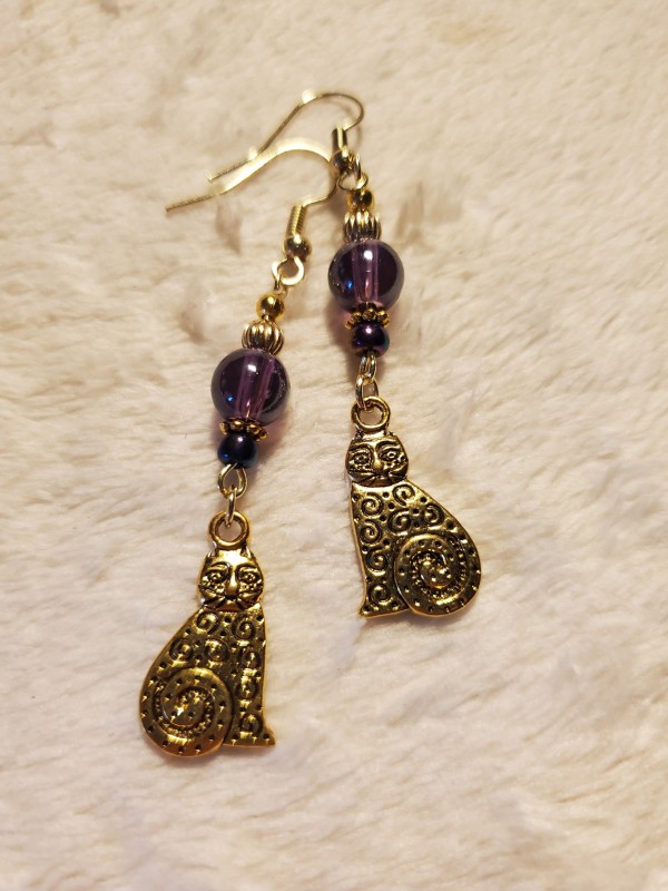 Mother of Cats Ear Rings Lavendar Glass