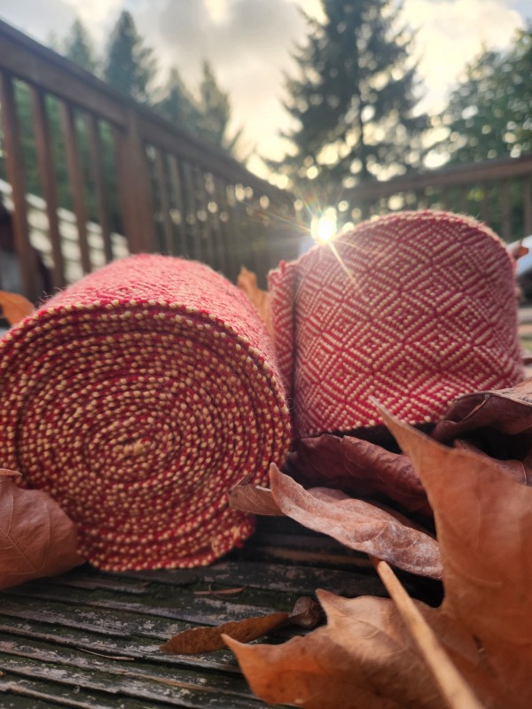 Red and Yellow Wicklbandr/Winningas 100% Wool