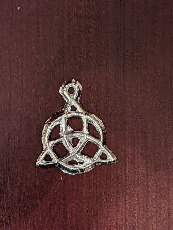 Knotted Triquetra in Pewter