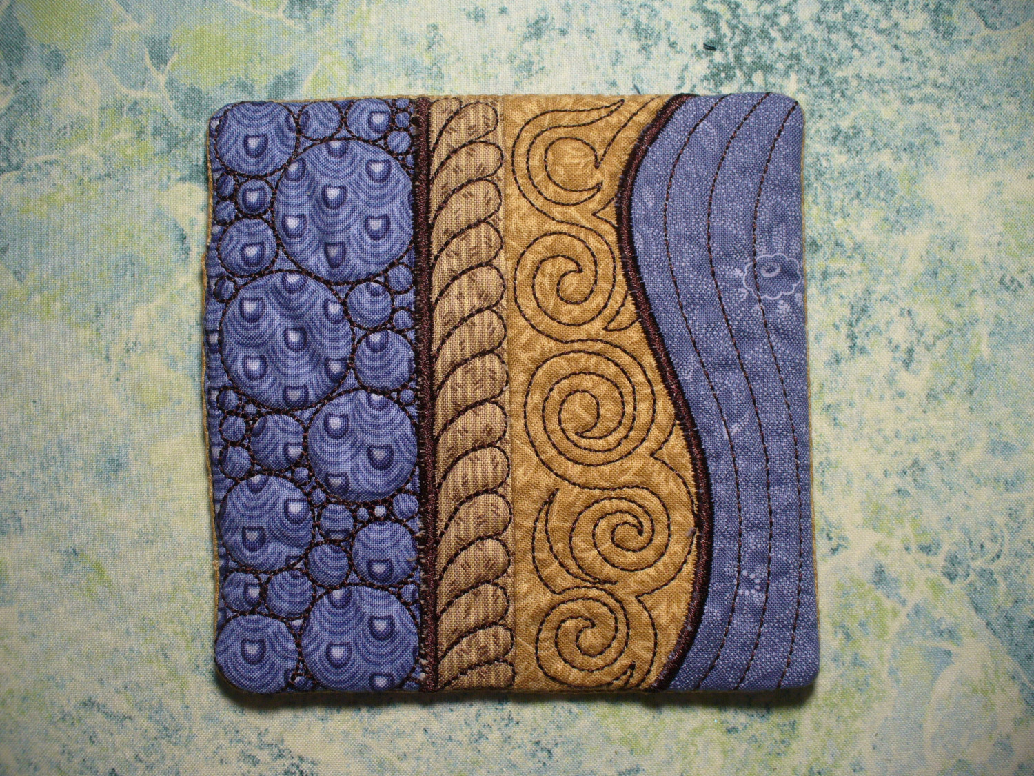 SET OF 4 COASTERS WITH HOLDER