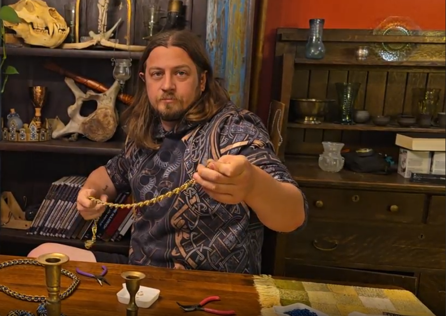 The Gremlin, the Hauberk, and the Rings