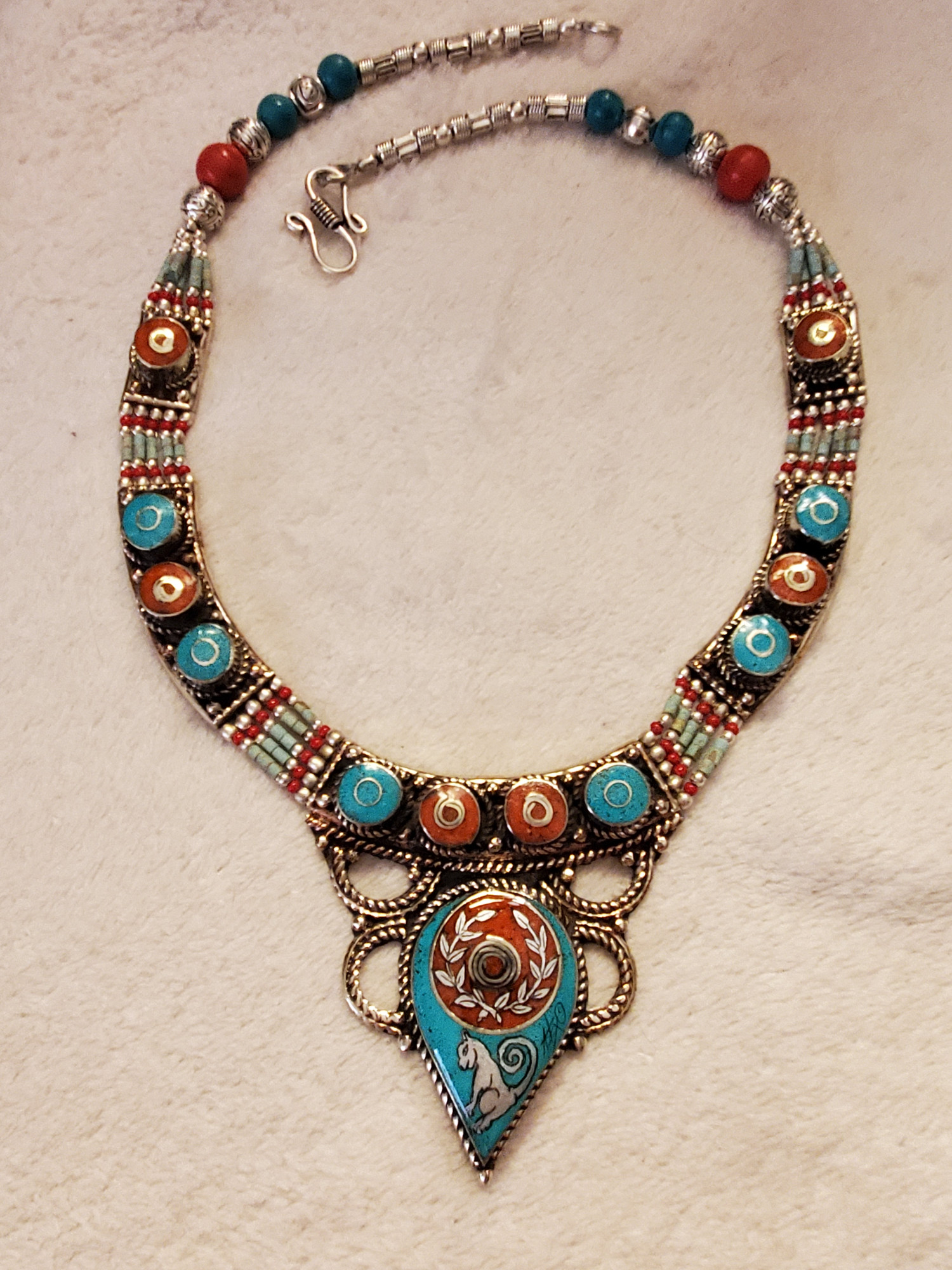 Cat Laurel Statement Necklace