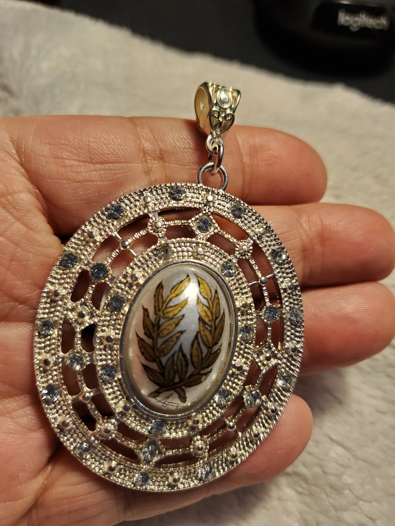 Laurel Abalone Pendant