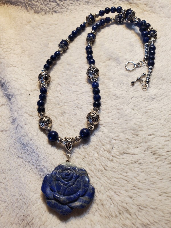 Rose Lapis Silver Necklace