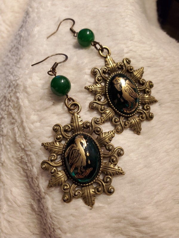Pelican Green Agate Ear Rings