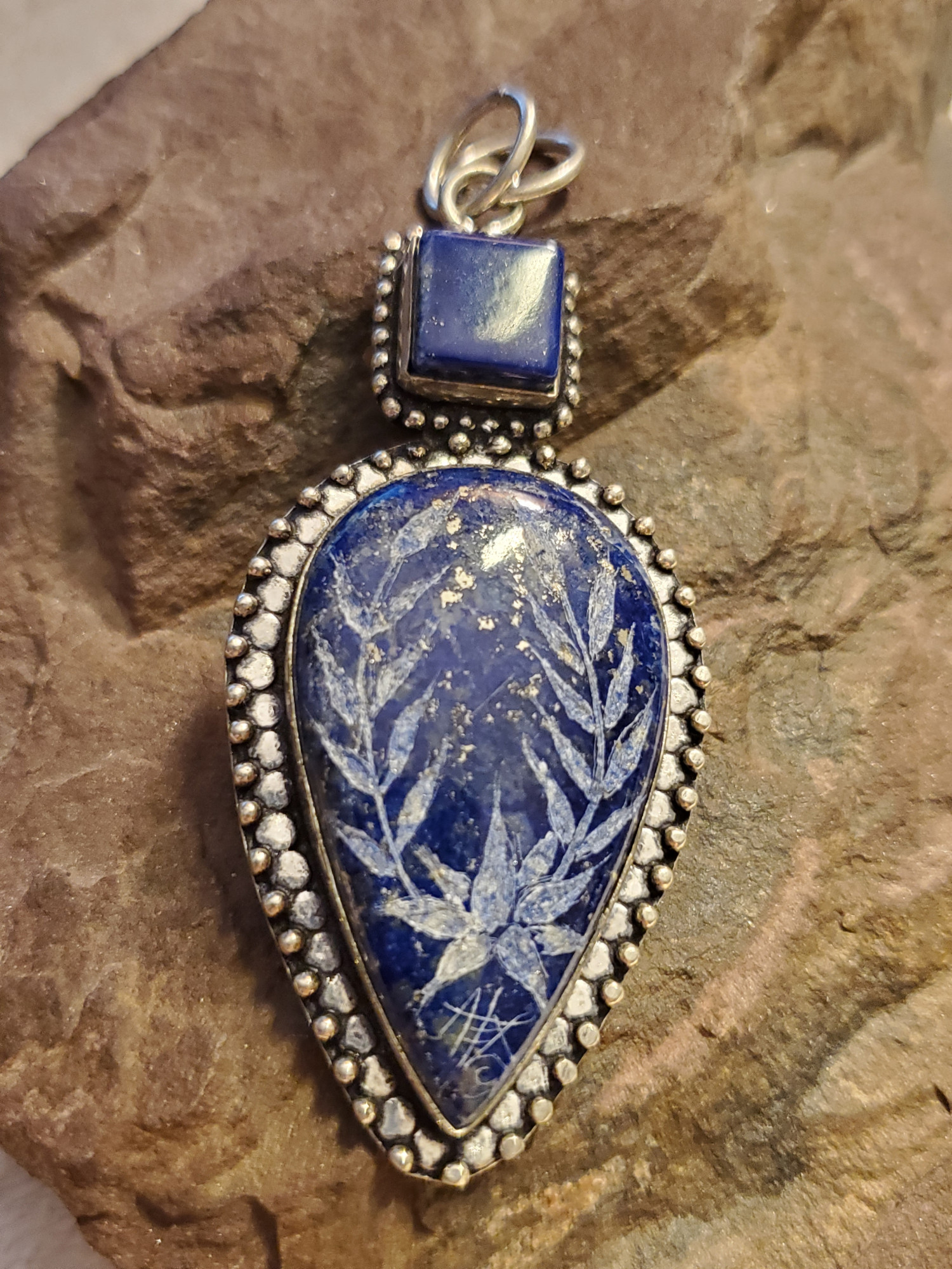 Laurel Intaglio Lapis Lazuli Pendant