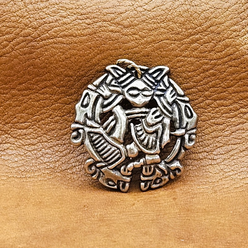 Viking Age Borre style pendant - England, 9-10th c.
