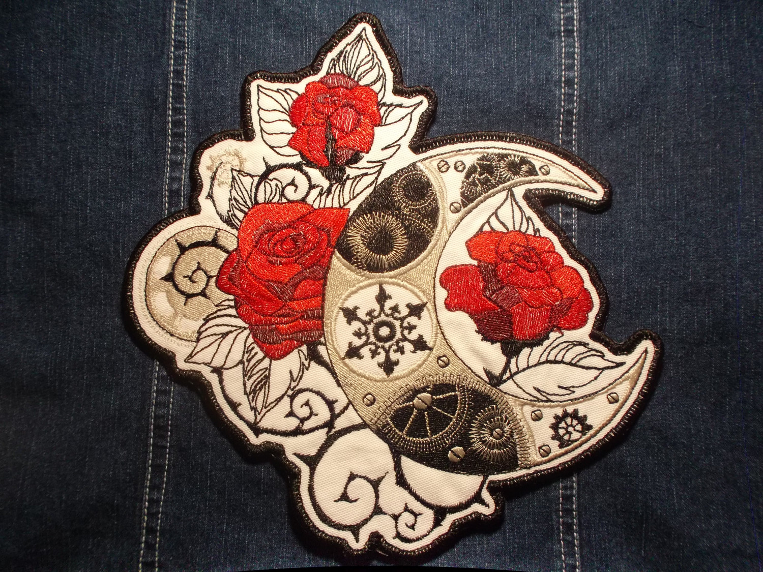 STEAMPUNK ROSE & MOON PATCH