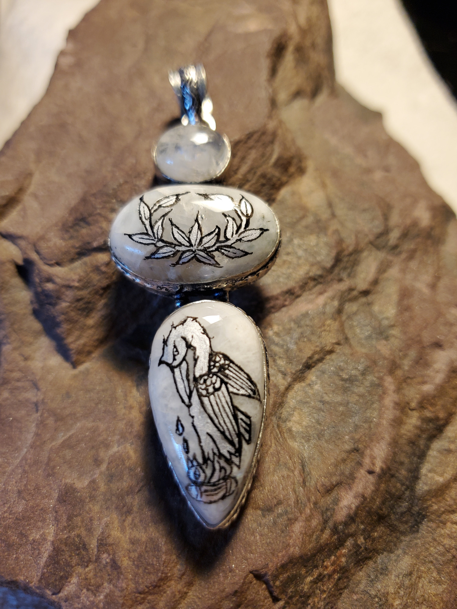Pelican Laurel Rainbow Moonstone Pendant