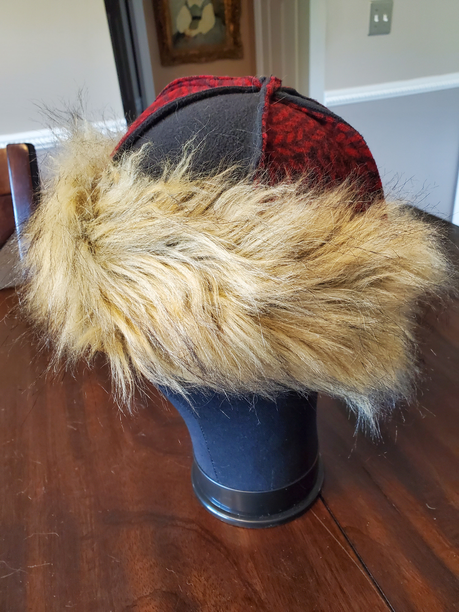 Viking Birka Hat Red Black Polar Fleece Small