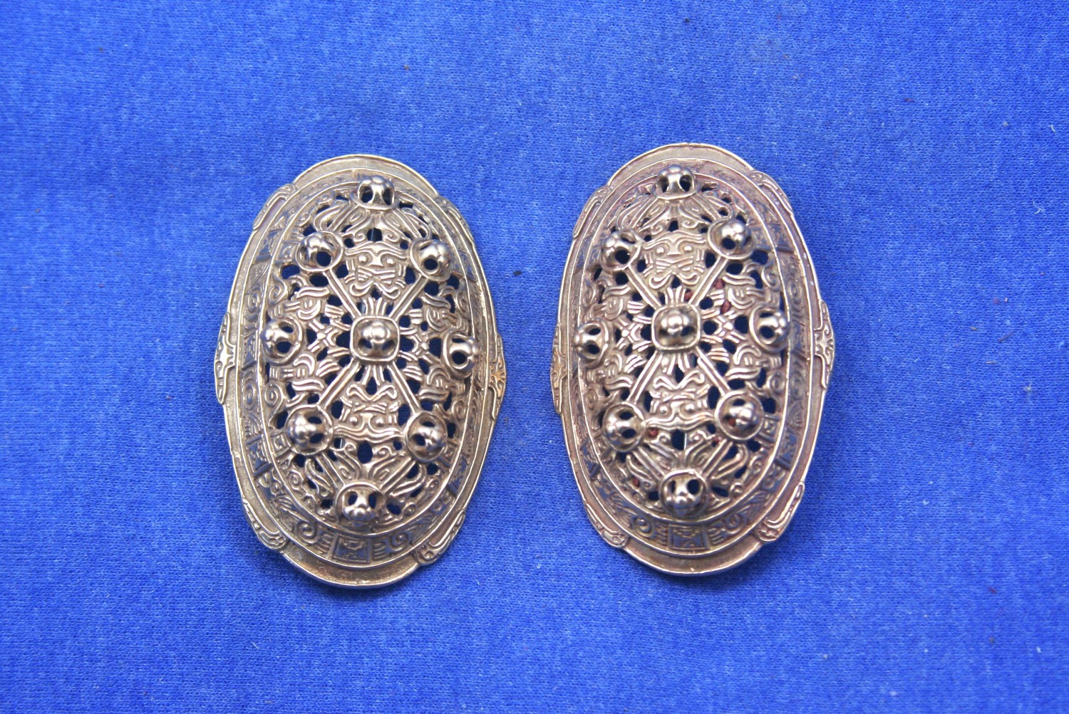 Tortoise Brooch P51 Bronze