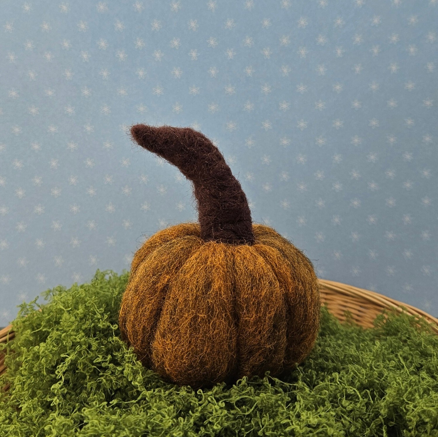 Small needle felted pumpkin