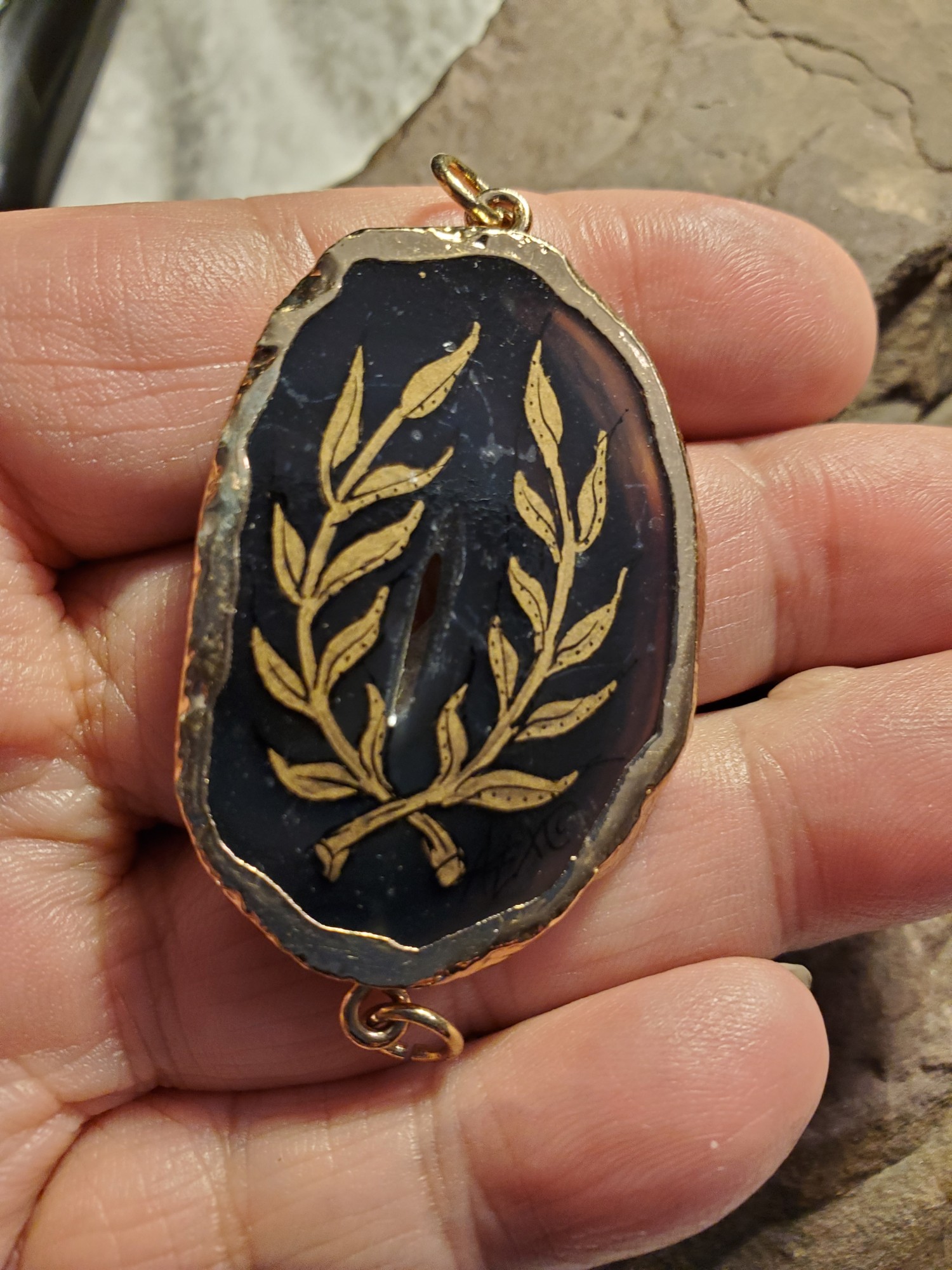 Laurel Agate 14k Gold Pendant