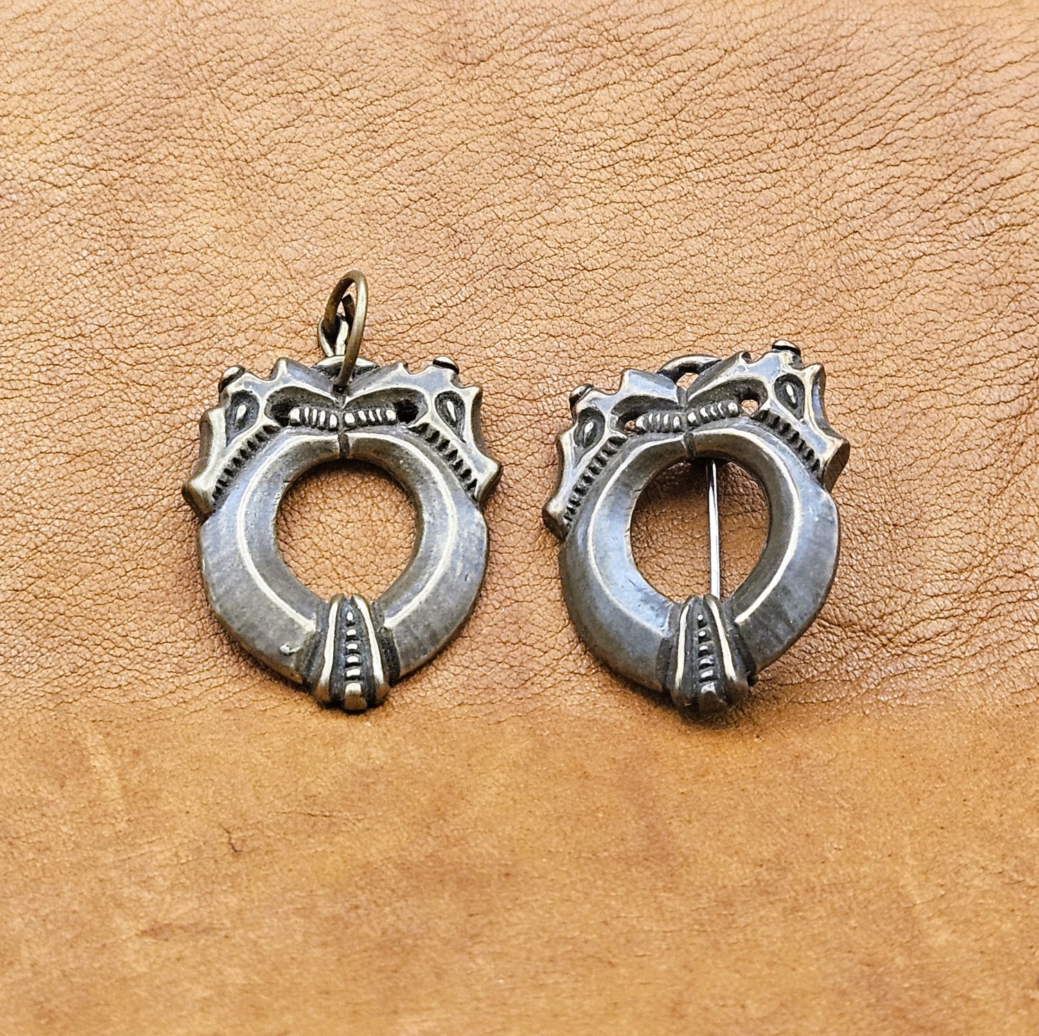 Viking Age double dragon pendant or brooch