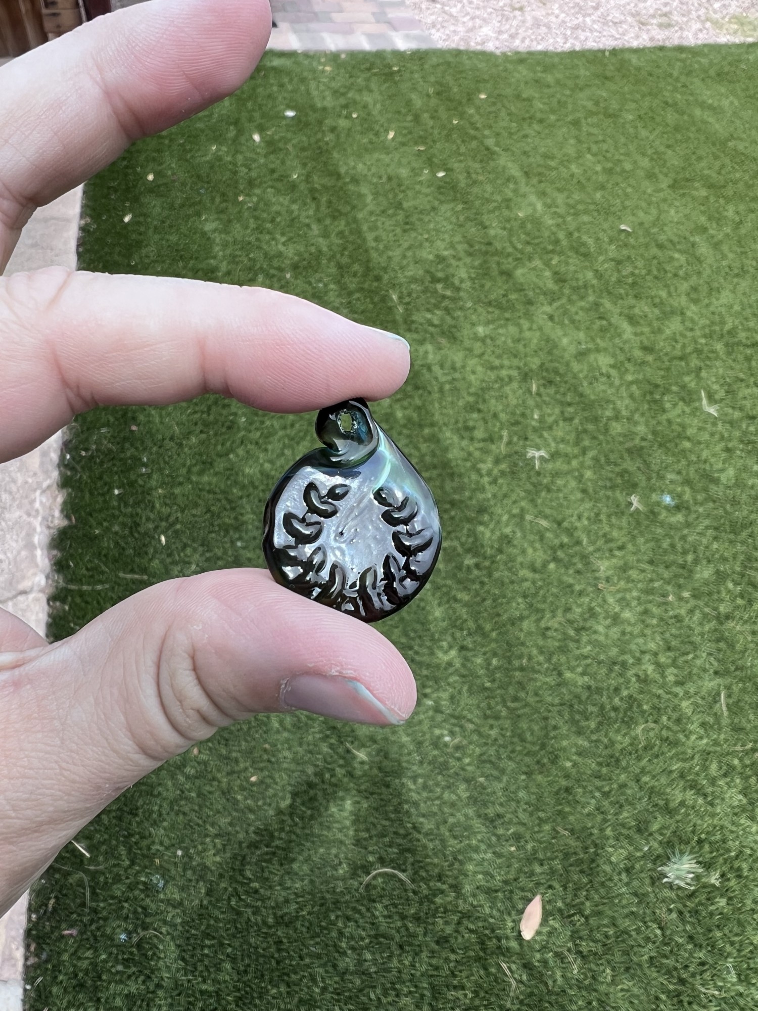 Glass Laurel Pendant