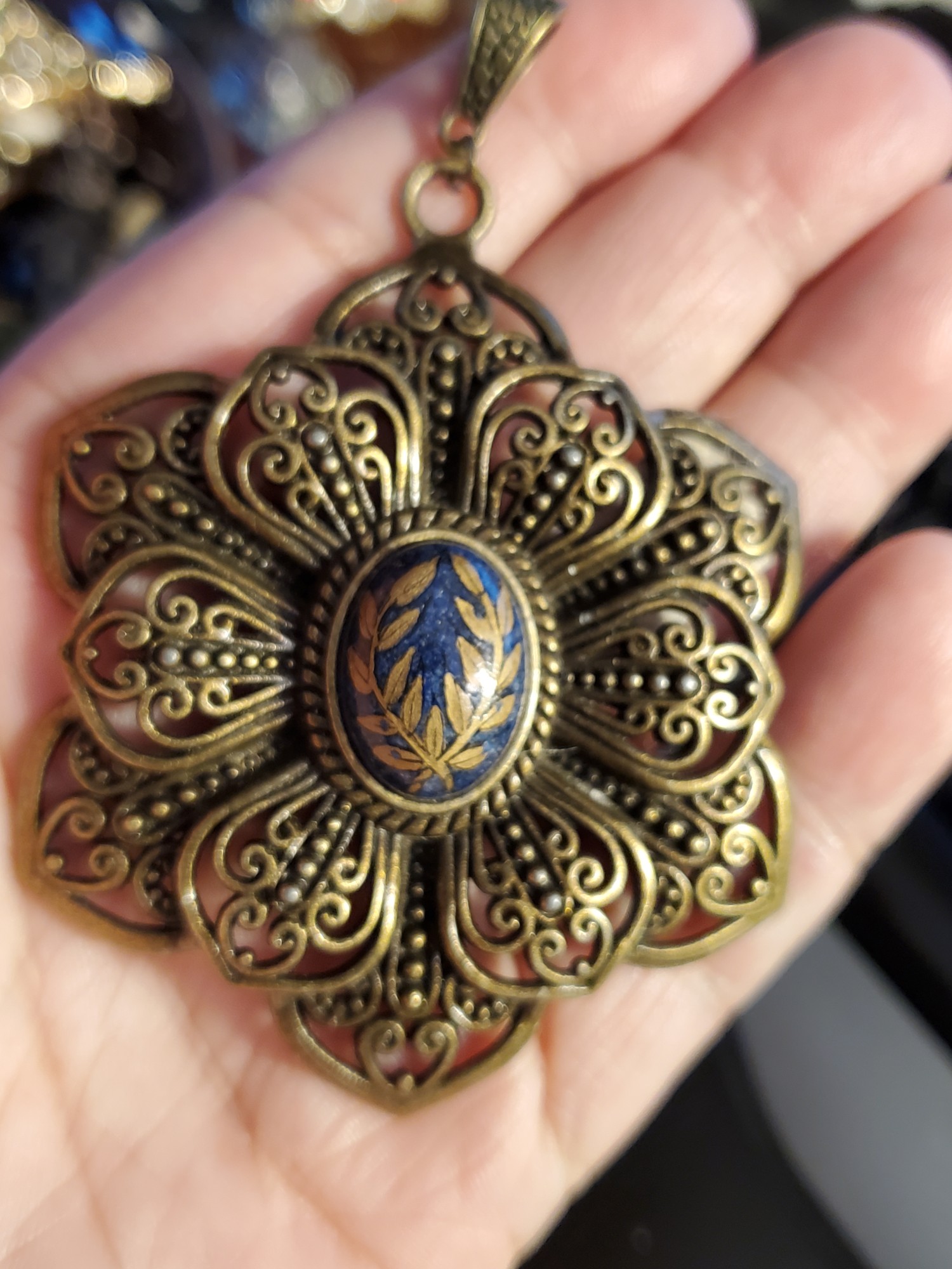 Persian Style Laurel Lapis Pendant