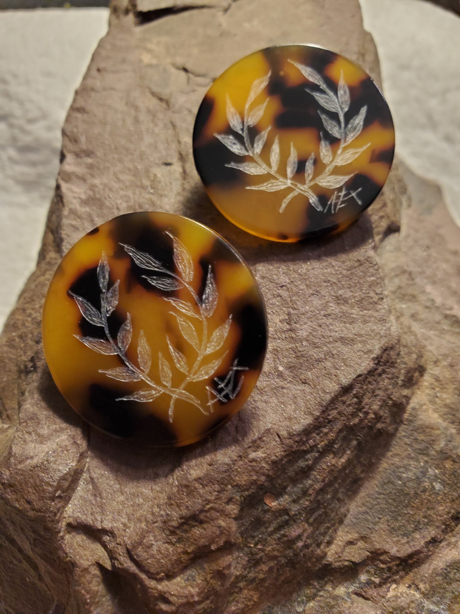 Laurel Post Ear Rings