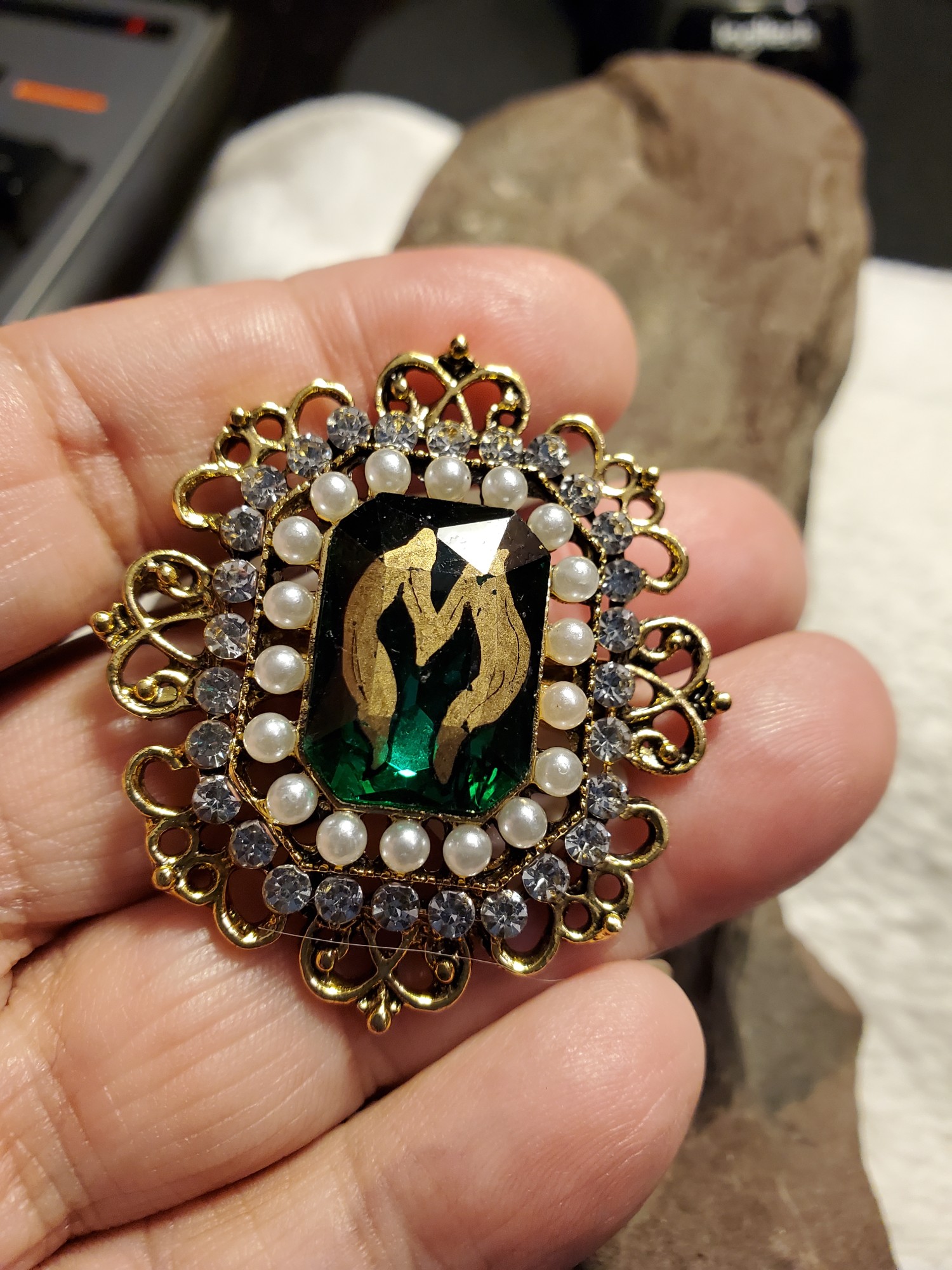 Maunche Tudor Style Brooch Pendant