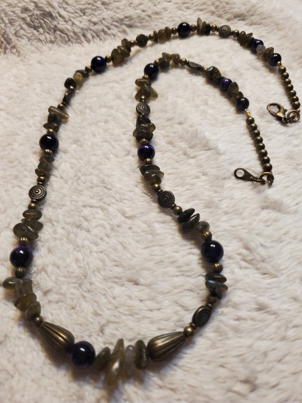 Labradorite Amethyst Chip Necklace