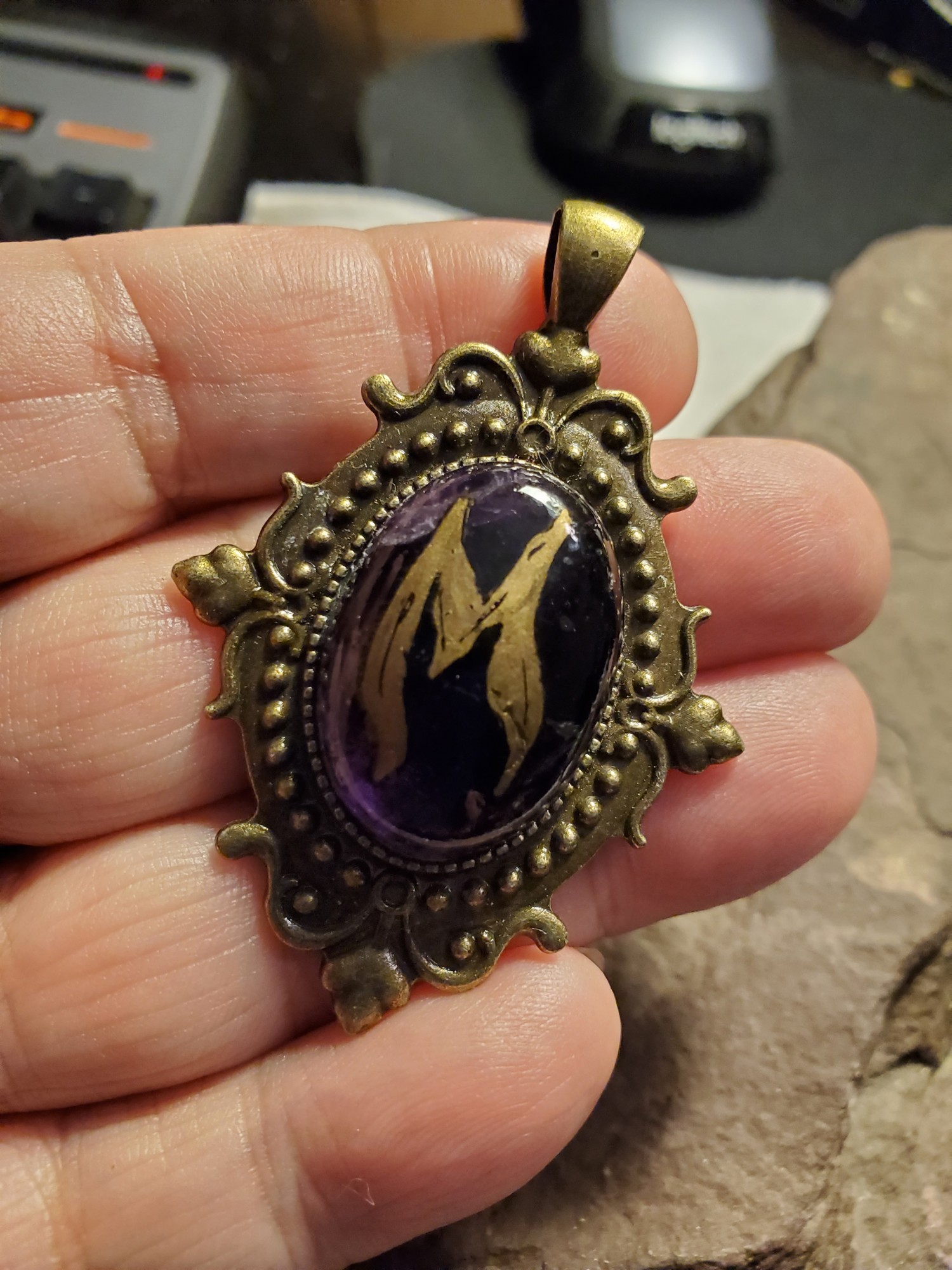 Maunche Amethyst Pendant