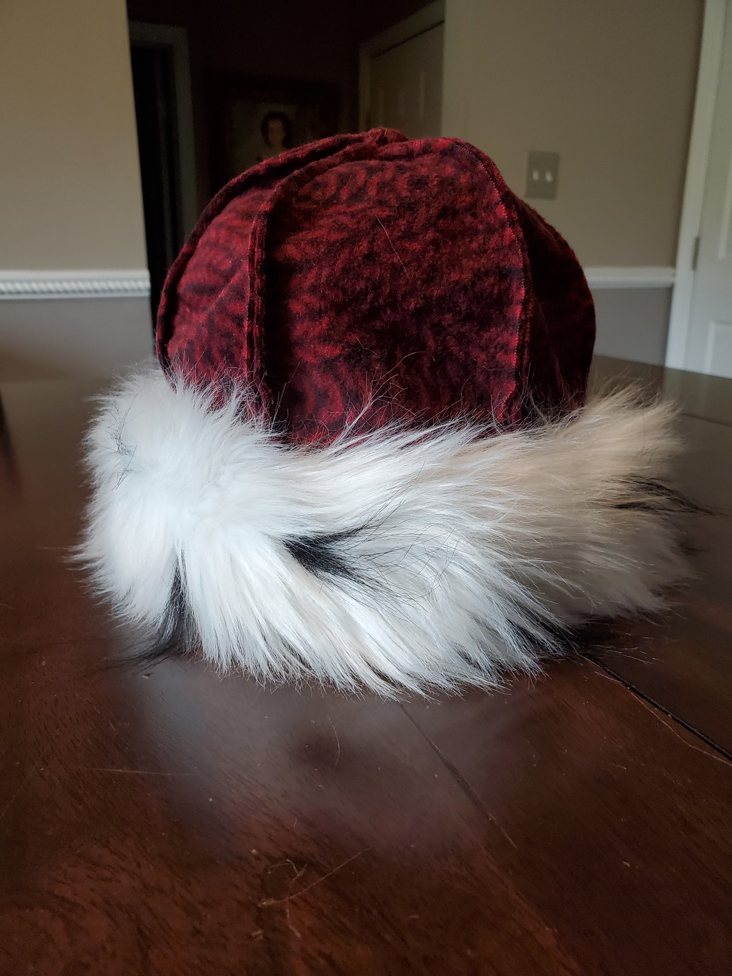 Viking Birka Hat Red Polar Fleece Ermine XS