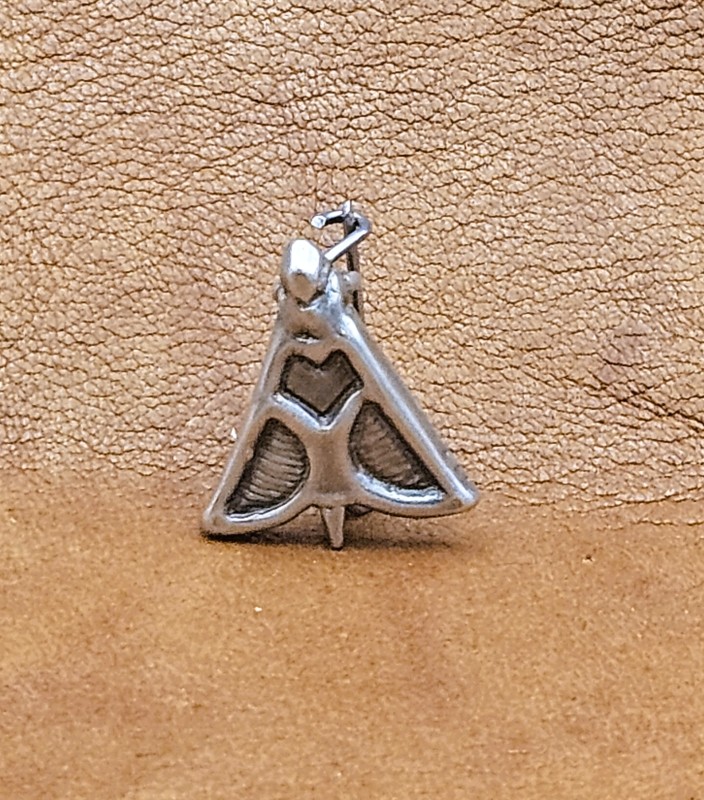 Roman (?) bee or fly brooch