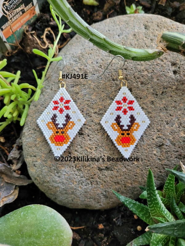Beaded Reindeer Earrings, Rudolph Earrings, Beaded Christmas Earrings, Made by Kilikina
