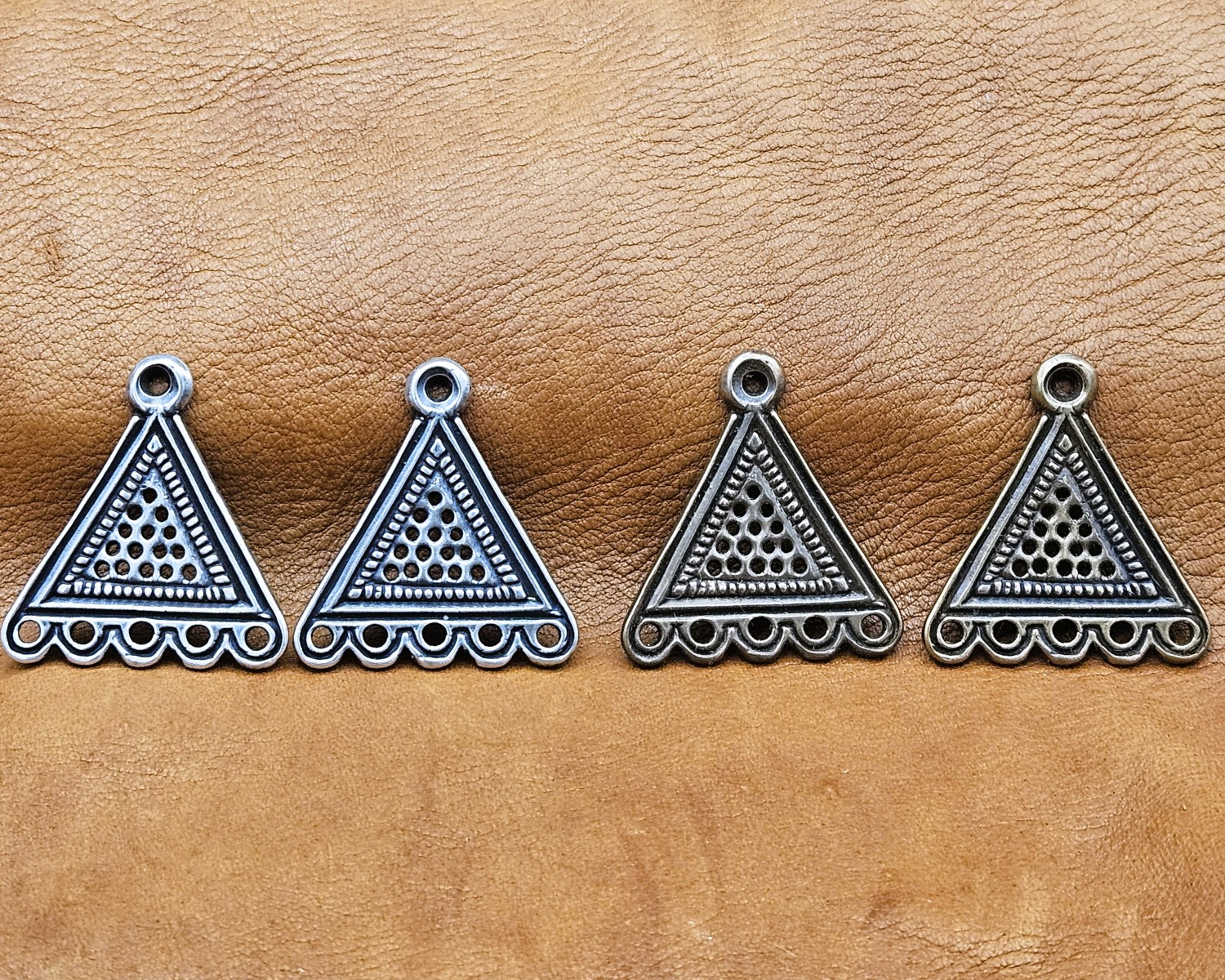 Viking Age bead dividers