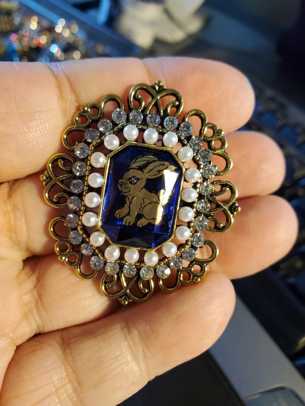 Bunny Tudor style Brooch Royal Blue