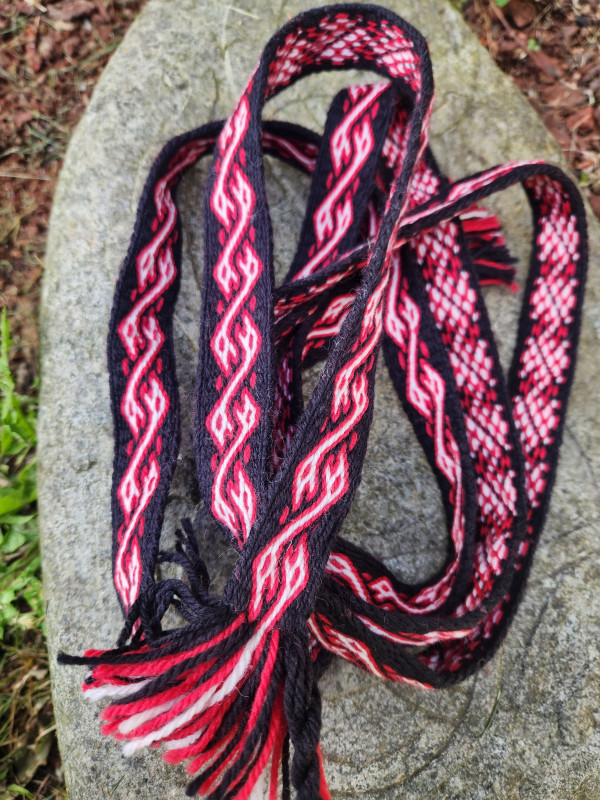 Dublin Dragons Belt Tablet Woven 100% wool **custom order you pick the colors**